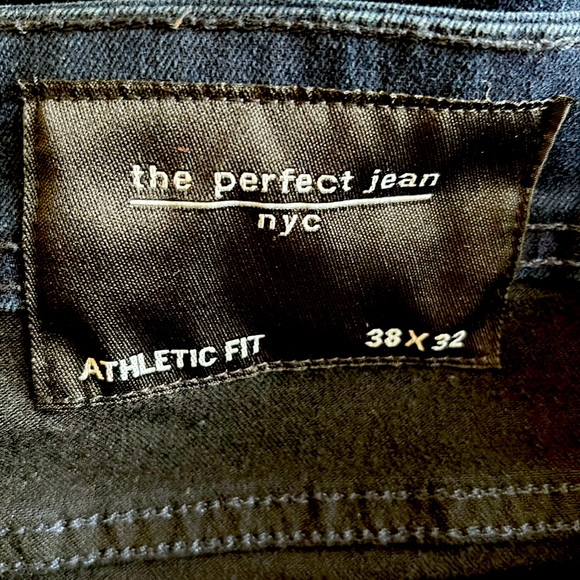 The Perfect Jean NYC Slim Stretch Jean—Athletic Fit - Picture 5 of 6